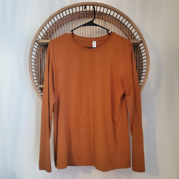 Athleta Burnt Orange top - Picture 4 of 4